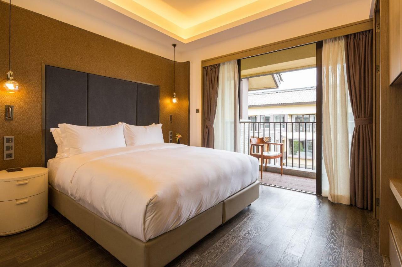 Howard Johnson Jinlin Plaza Lijiang Lijiang  Esterno foto