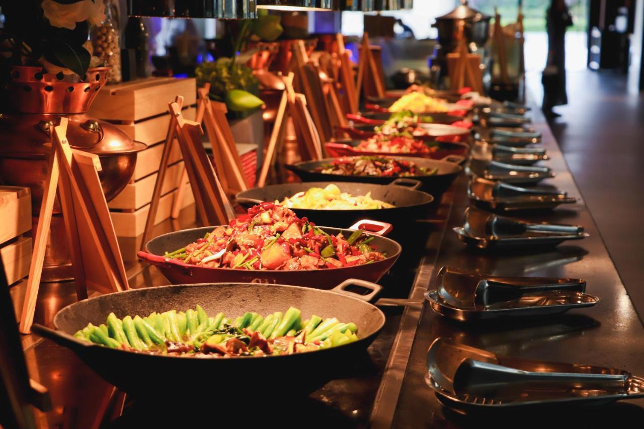 Howard Johnson Jinlin Plaza Lijiang Lijiang  Esterno foto