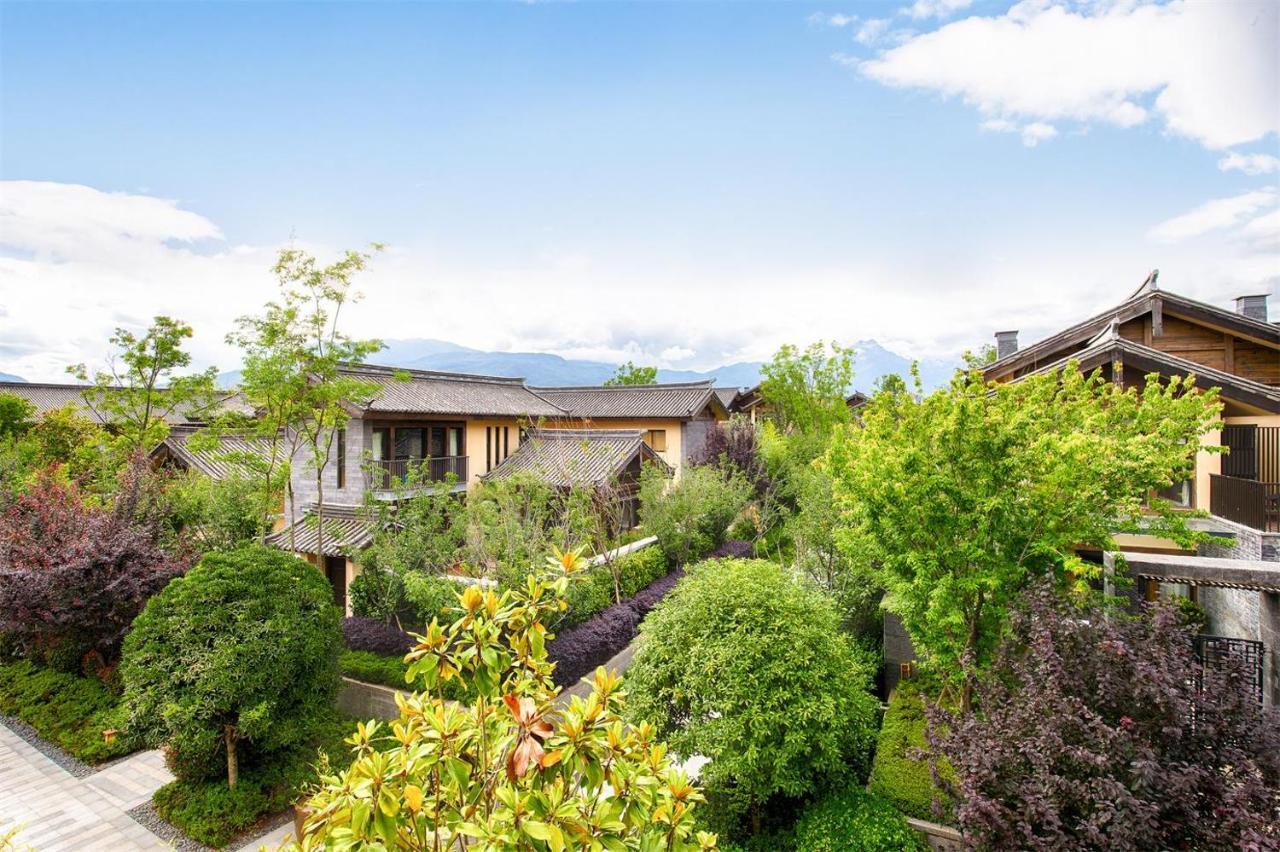 Howard Johnson Jinlin Plaza Lijiang Lijiang  Esterno foto